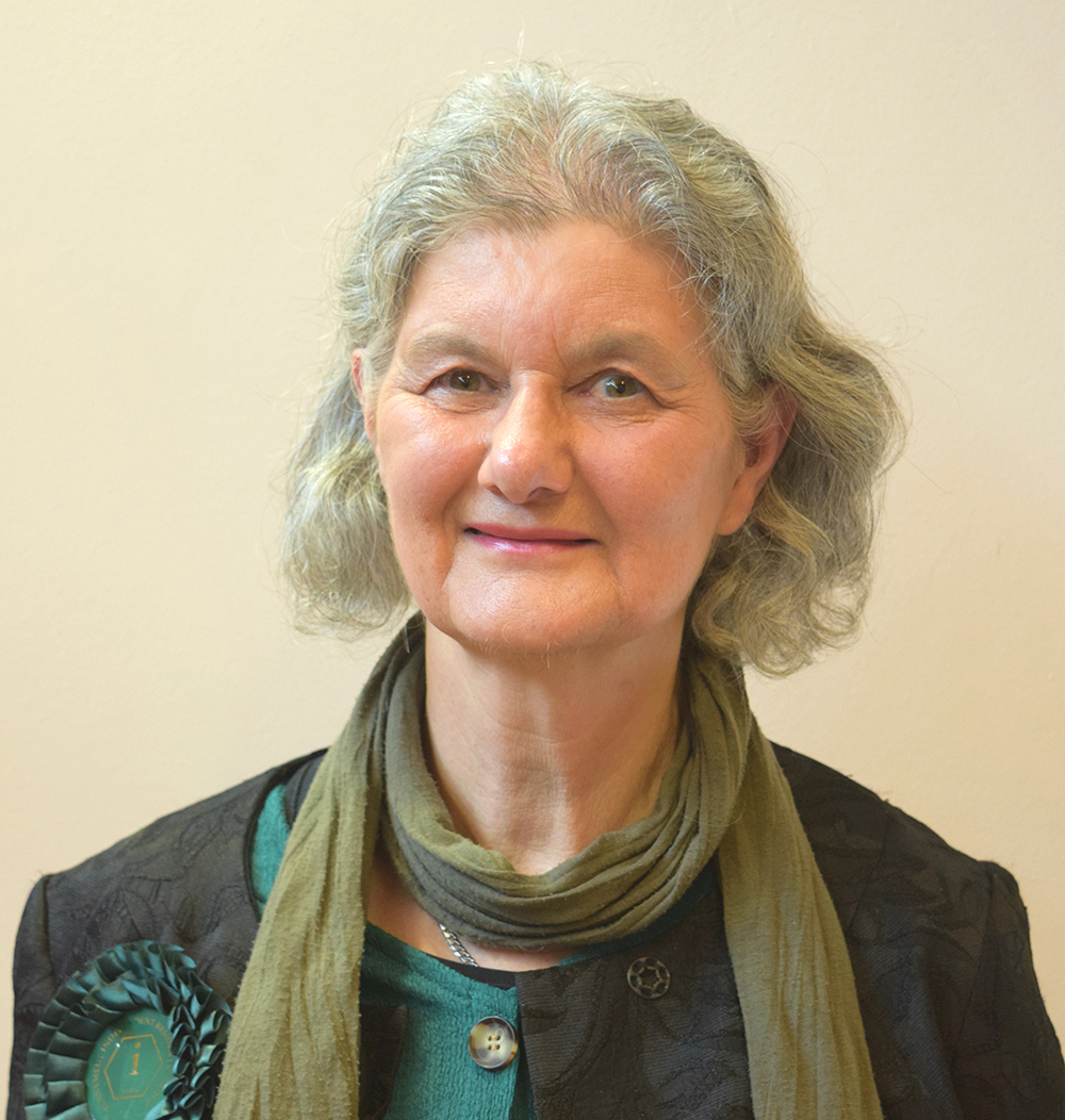 Photograph of Cllr Margaret Harnden