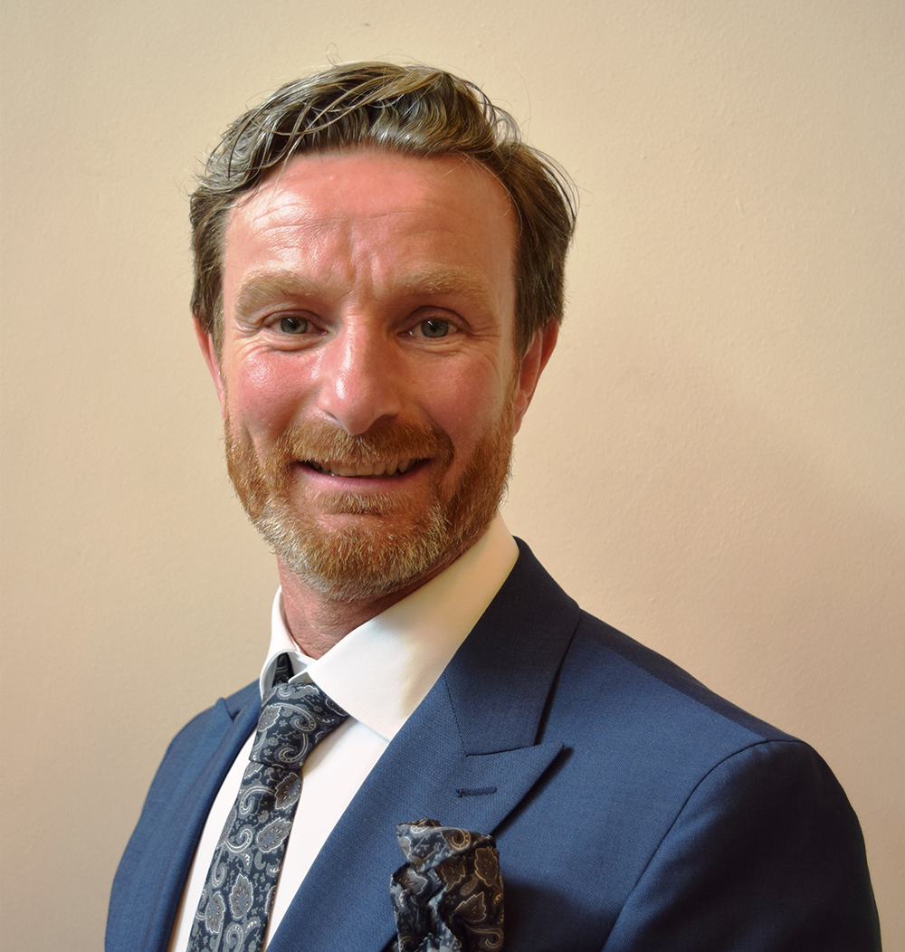 Photograph of Cllr Stephen Dennett