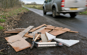 Car dumps flytipping