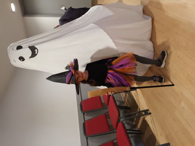 Garfield estate halloween party 1